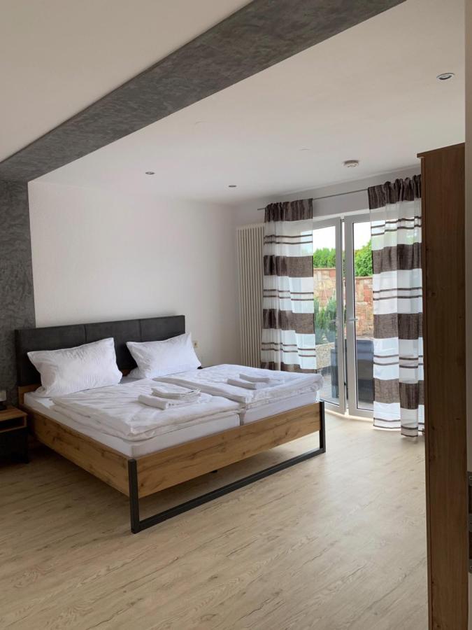 Hgh - Hotel Garni Helbig Neustadt an der Weinstrasse Luaran gambar