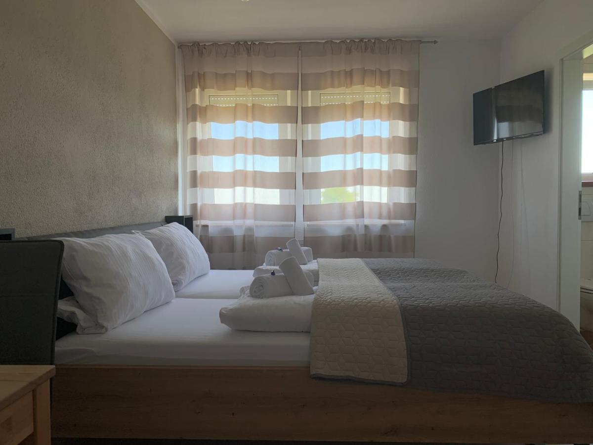 Hgh - Hotel Garni Helbig Neustadt an der Weinstrasse Luaran gambar