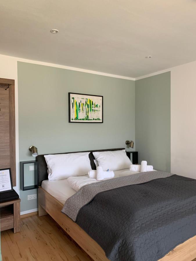 Hgh - Hotel Garni Helbig Neustadt an der Weinstrasse Luaran gambar